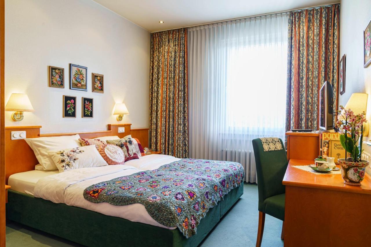 Tante Alma's Lasthaus Am Ring Hotel