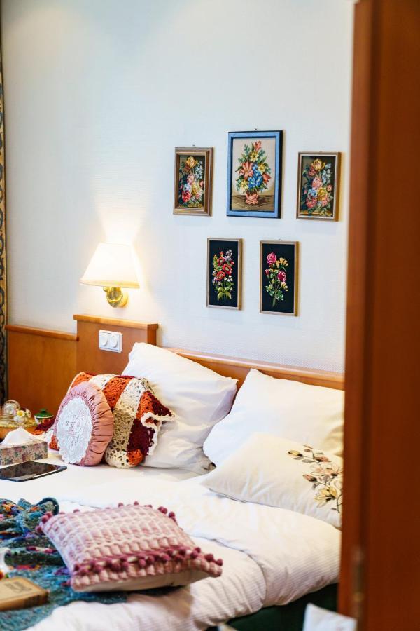 Tante Alma's Lasthaus Am Ring Hotel 3*