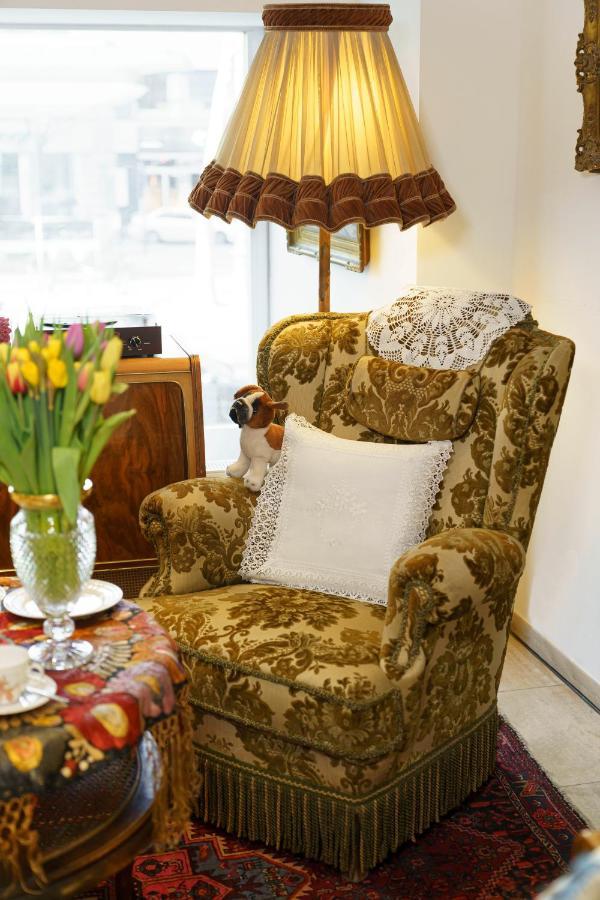 Tante Alma's Lasthaus Am Ring 3*