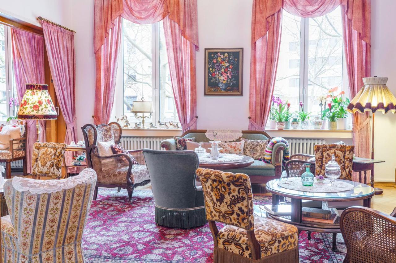 Hotel Tante Alma's Lasthaus Am Ring 3*